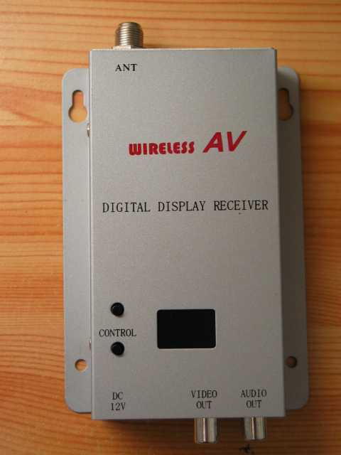1.3 GHz Wireless AV Receiver