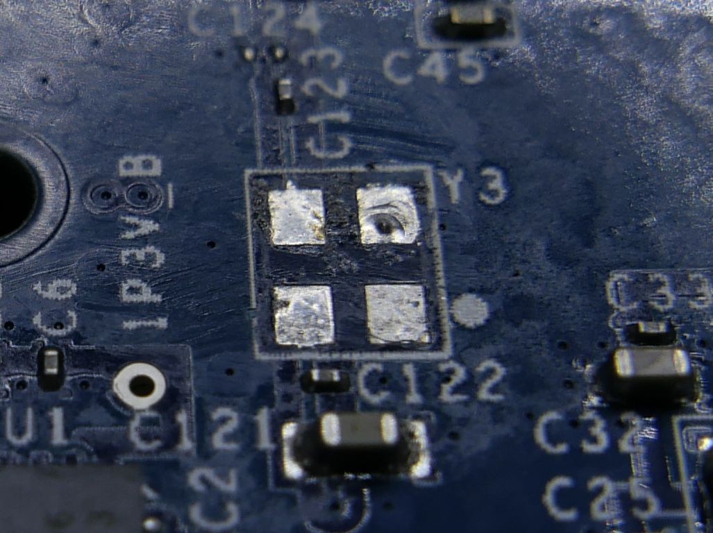 The original crystal oscillator Y3 on Pluto PCB must be removed. Warranty will be lost!